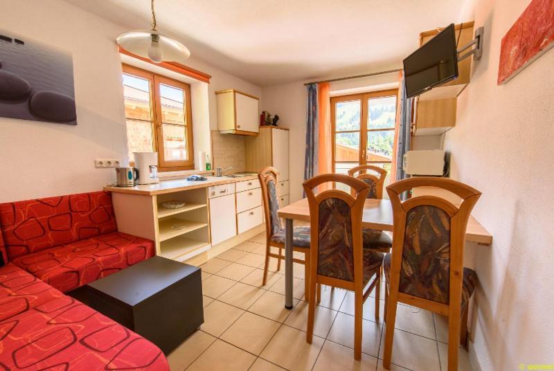 Ferienwohnung In Leogang Esterno foto